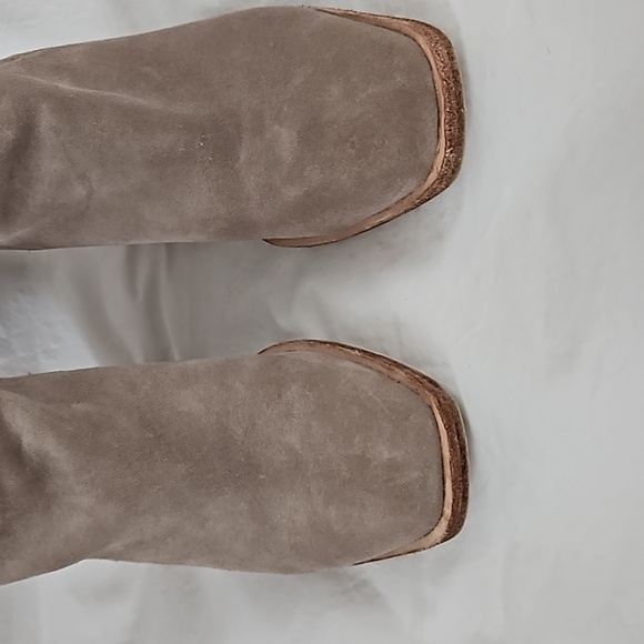 Jeffrey Campbell Rosee Bootie Suede Size 9.5 Gray Taupe - Picture 7 of 16